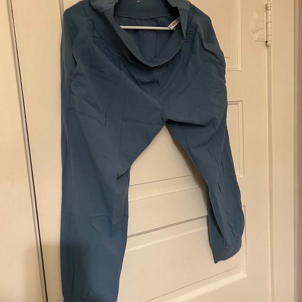 Athleta blue joggers